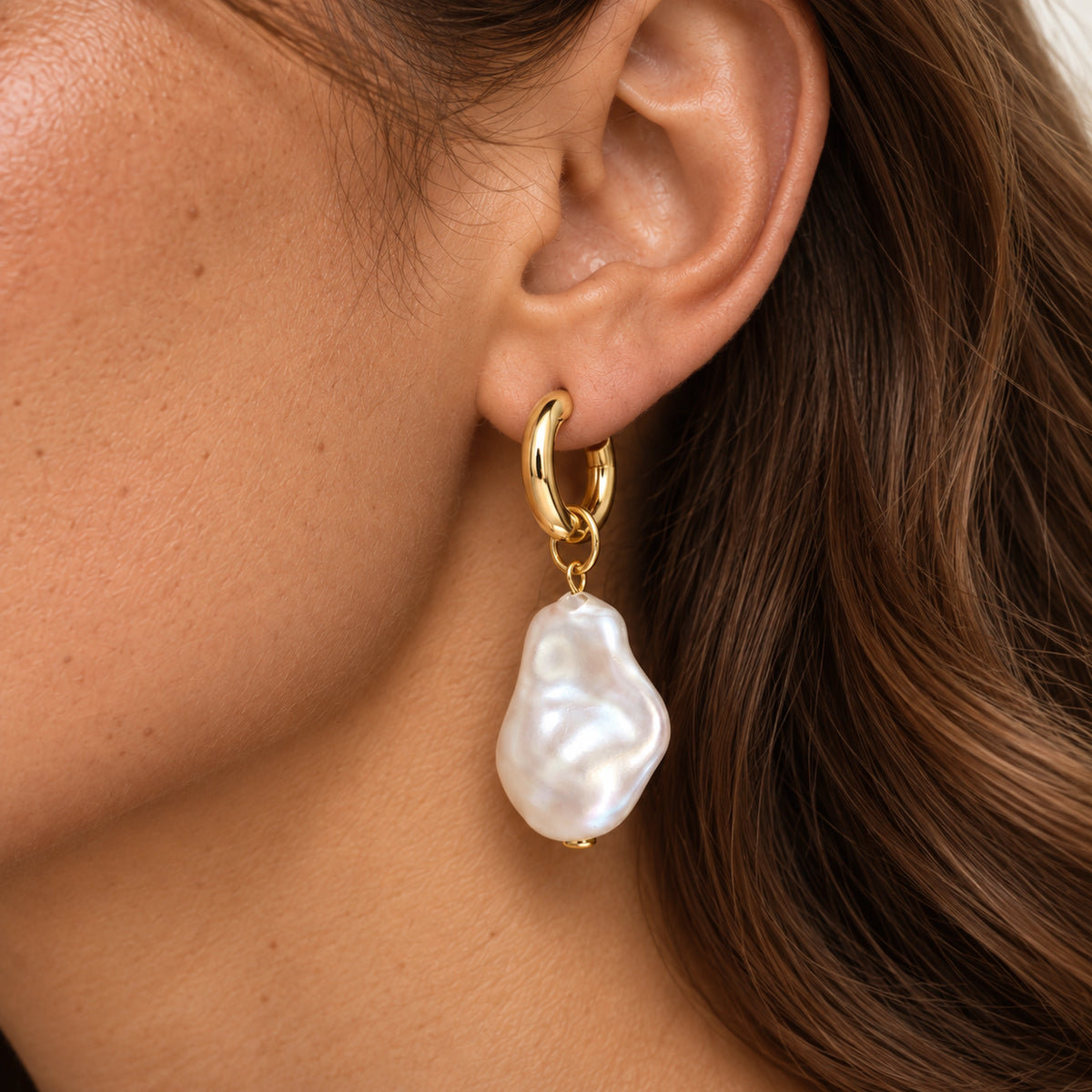 VESVIORA Baroque Imitation Pearl Drop Huggie Hoop Earrings